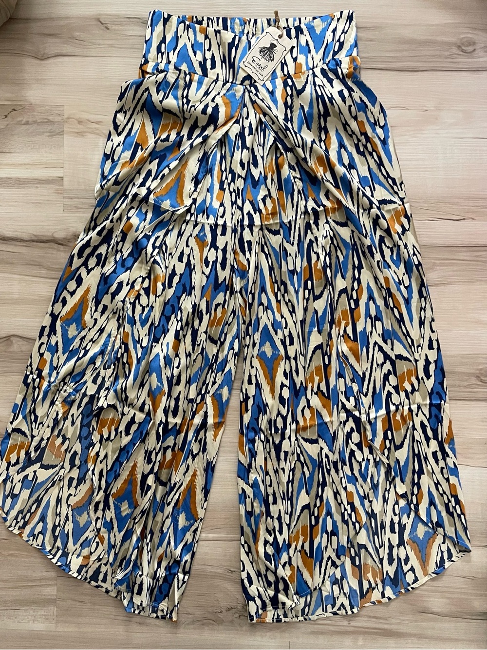 easel Blue, Cream & Tan Ikat Pleated Maxi Skirt